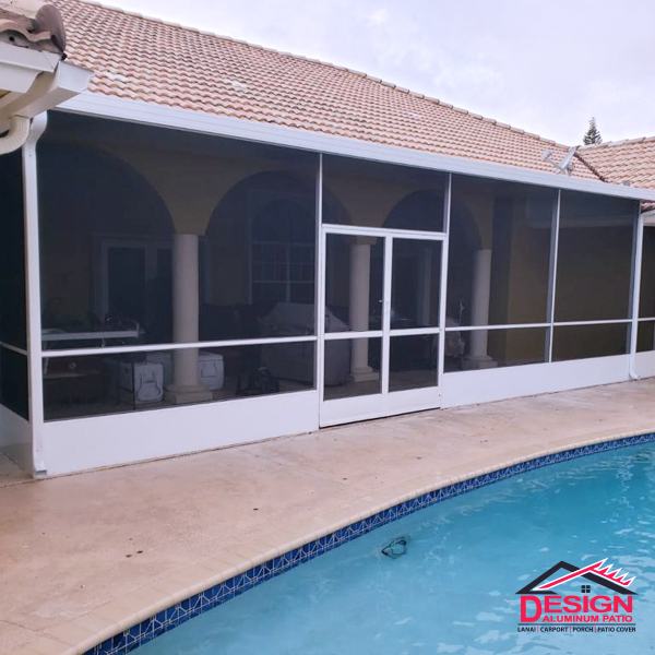 Aluminum screen enclosure for patio in Bradenton